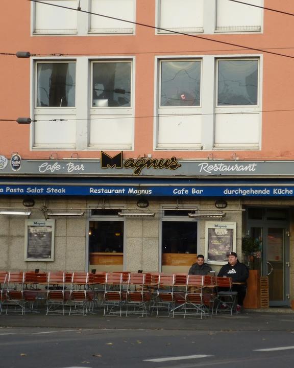 Maifeld Cafe-Bar-Restaurant